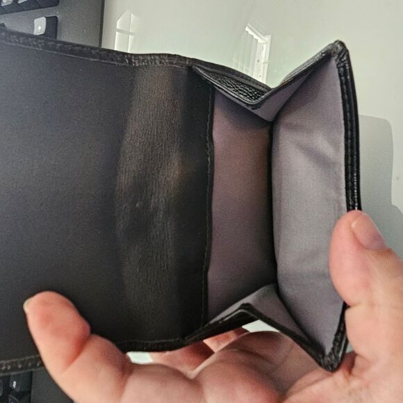 Coach Black Signature Wallet - Picture 4 of 4